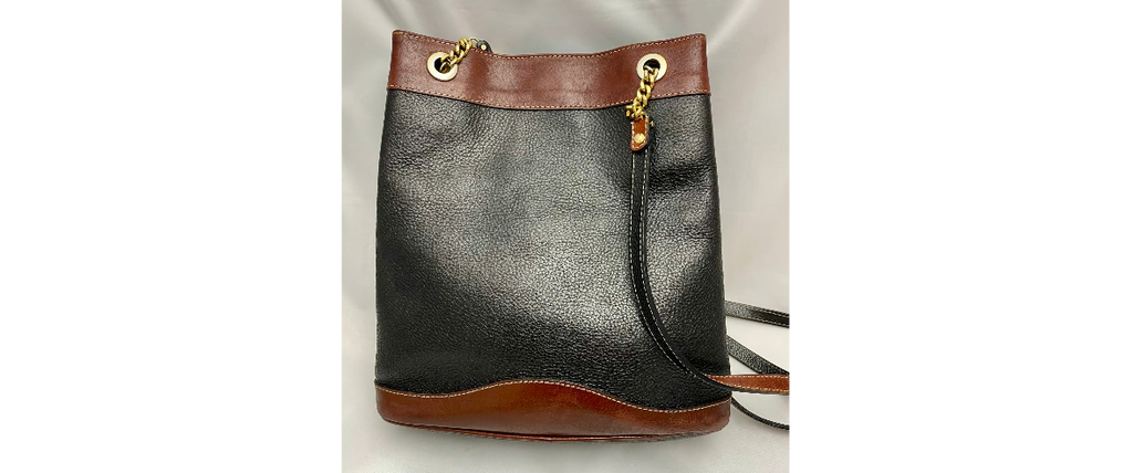 Vtg Bally Double Strap Leather Bucket Shoulder Bag in Black/Tan, made in Italy